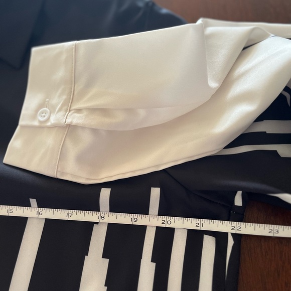 FHQ Collection L black and white blouse - Picture 7 of 11